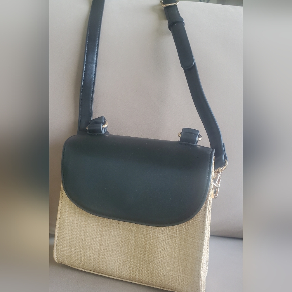 Crossbody Bag Black & Tan